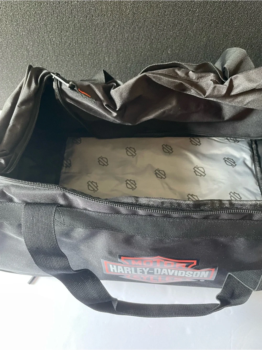 Harley-Davidson Black Duffel/backpack. NWOT
